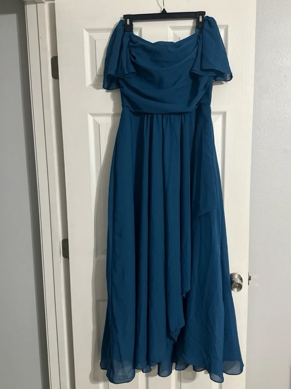 Women's Chiffon Dress with Sleeves Split A Line Formal Dress